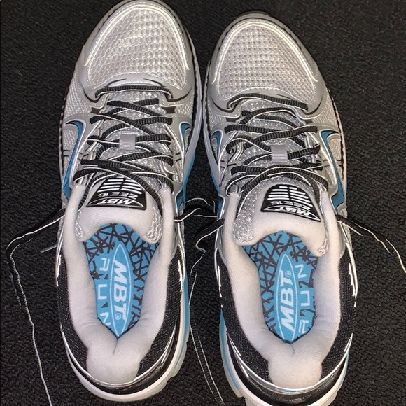 ‼️ SOLD ‼️ MBT Zee16 pivot strike shoes - Picture 2 of 5